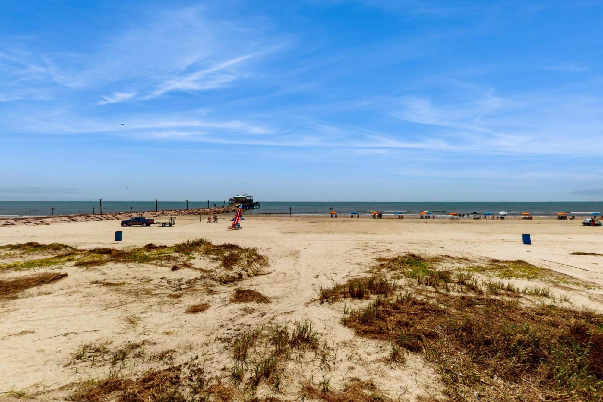 Апартаменты Walk To The Beach Галвестон Экстерьер фото